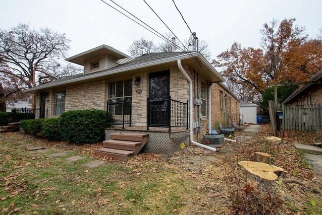 4931 Woodland Ave in Des Moines, IA - Foto de edificio - Building Photo