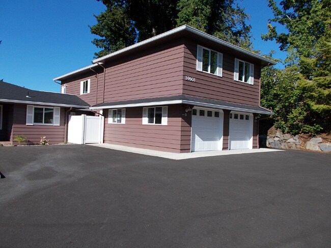 39601 Scenic St-Unit -39601-B in Sandy, OR - Building Photo - Building Photo