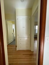 4316 Zenith Ave S, Unit 4316 Zenith in Minneapolis, MN - Foto de edificio - Building Photo