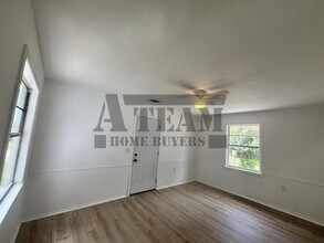 108 Tillison St in Athens, TX - Building Photo - Building Photo