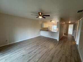 10114 Blazed Tree Ct in Orlando, FL - Building Photo - Building Photo
