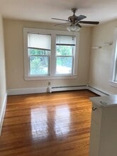 2 Devereaux St, Unit 4 in Salem, MA - Building Photo - Building Photo