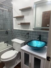 54 Murray Ave, Unit 2nd floor in Yonkers, NY - Building Photo - Building Photo