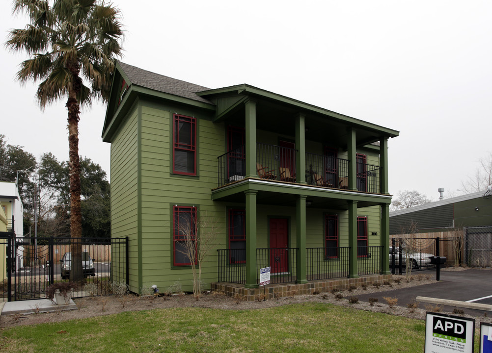3110-3112 White Oak Dr in Houston, TX - Building Photo