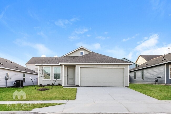 property at 2744 Ctr Crk Ln