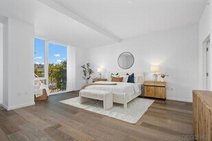 9000 W 3rd St in Los Angeles, CA - Building Photo