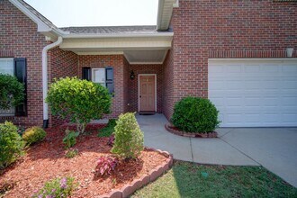 704 Center Rd in Taylors, SC - Building Photo - Building Photo