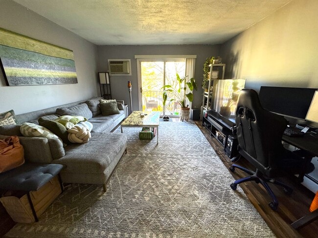 80 Walnut St in Canton, MA - Building Photo - Building Photo