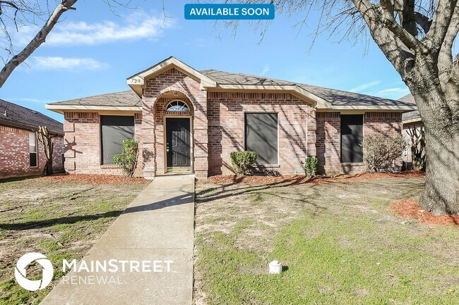 729 Bahama Dr