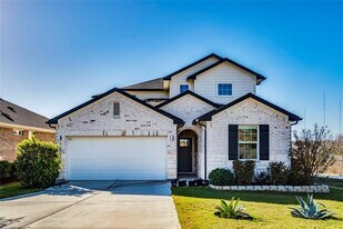 10932 Defender Trl in Austin, TX - Building Photo