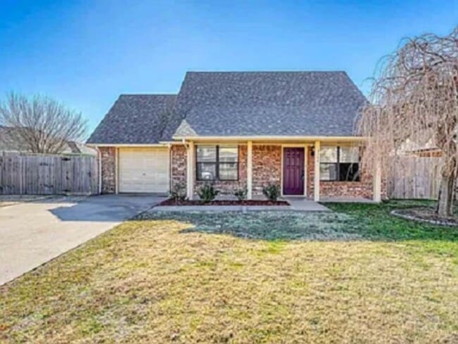 property at 4104 SW Rolling Hills Dr