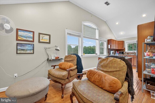 8724 Hawkins Creamery Rd in Gaithersburg, MD - Building Photo - Building Photo