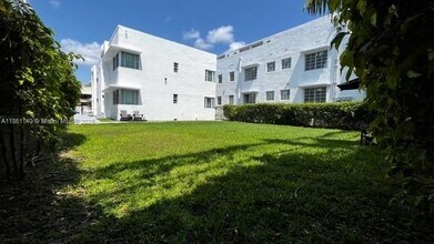 1521 Euclid Ave in Miami Beach, FL - Foto de edificio - Building Photo
