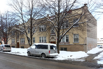 2717-2721 N Kostner Ave in Chicago, IL - Foto de edificio - Building Photo