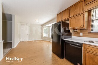 185 Southmoor Cir in Stockbridge, GA - Building Photo - Building Photo