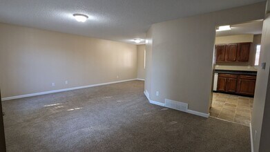 910 Harbourne St in Colorado Springs, CO - Building Photo - Building Photo