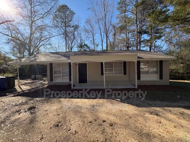 property at 2017 Courtland Ave