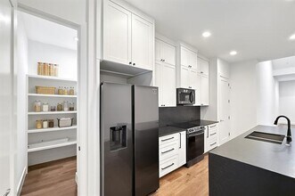 2310 Newbury Dr in Arlington, TX - Building Photo - Building Photo