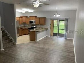 1220 Twin Trees Ln in Sanford, FL - Building Photo - Building Photo