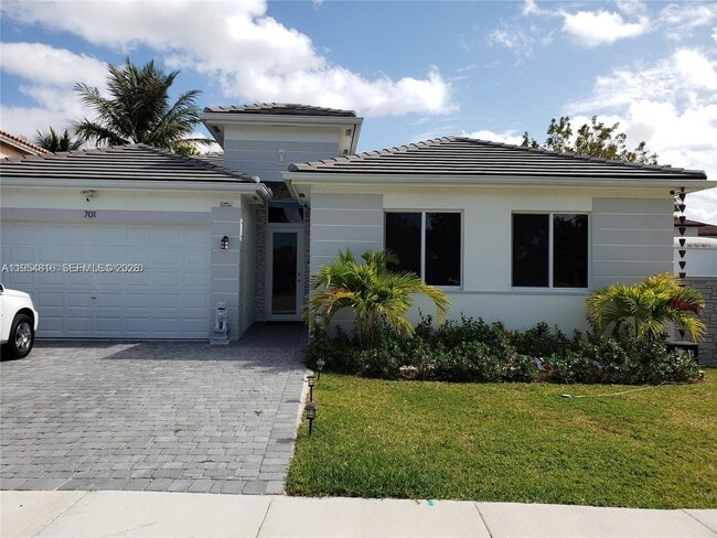 701 NW 127th Pl in Miami, FL - Building Photo - Building Photo