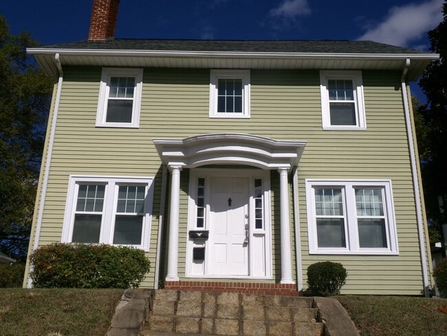 property at 1529 W 1st St