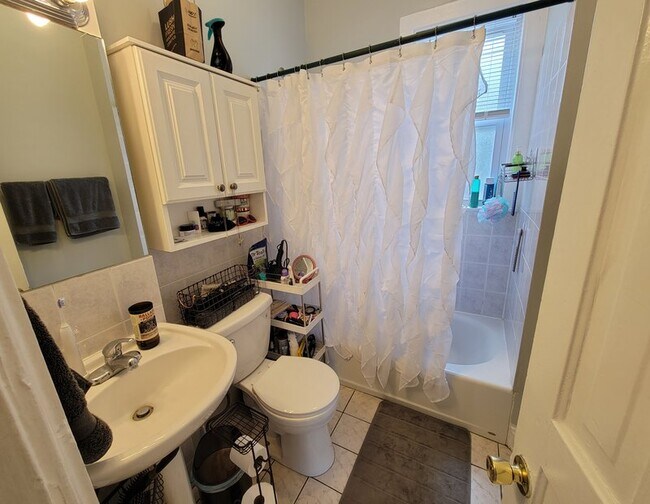 2536 W Shakespeare Ave in Chicago, IL - Building Photo - Building Photo