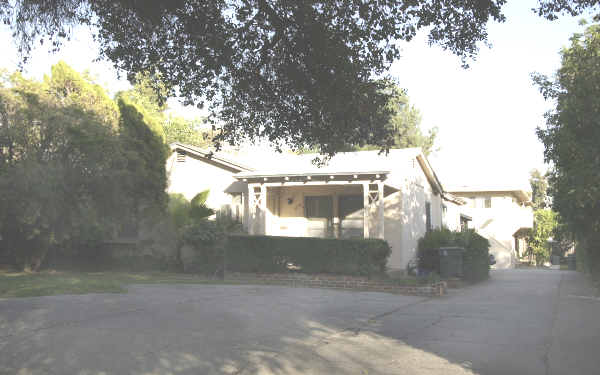 122-124 N Oak Ave in Pasadena, CA - Building Photo - Building Photo