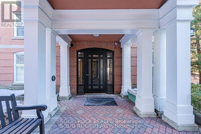 11-111 Durham Private in Ottawa, ON - Building Photo - Building Photo