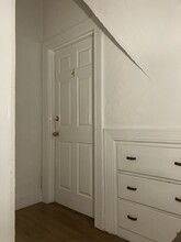 929 Georgia St, Unit #4 in Vallejo, CA - Building Photo - Building Photo