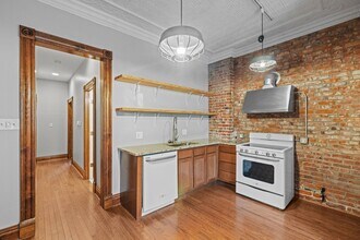 2009 Lynch St in St. Louis, MO - Building Photo - Building Photo