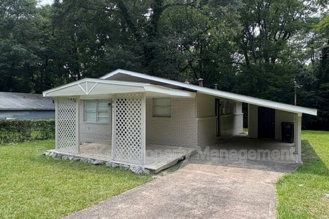 property at 861 Wright Dr