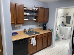 19 Hanover Dr, Unit 19 in Delmar, NY - Building Photo - Building Photo