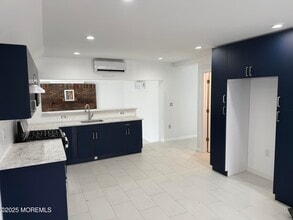 636 Sydney Ave in Union Beach, NJ - Building Photo - Building Photo