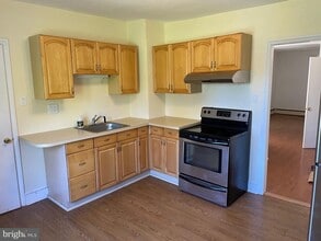 1410 Longford Rd in Collegeville, PA - Building Photo - Building Photo