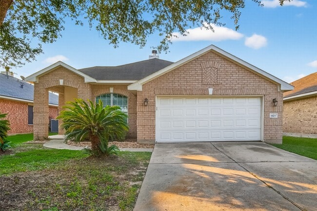 1907 Meadow Edge Ln