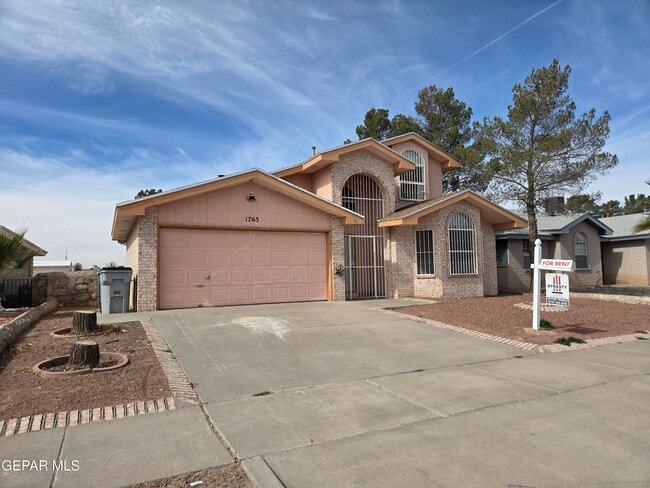 property at 1765 Painted Quail Pl