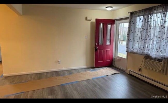 78 Inwood Rd in Middletown, NY - Building Photo - Building Photo