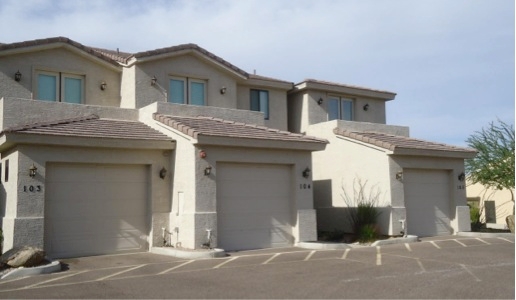 13616 N Hamilton Dr in Fountain Hills, AZ - Foto de edificio