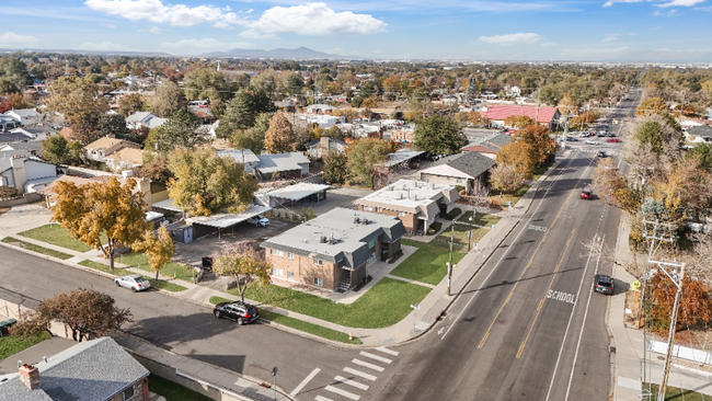 4154 S 3200 W-Unit -2 in West Valley City, UT - Building Photo - Building Photo