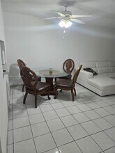 5201 NW 7th St in Miami, FL - Building Photo - Building Photo