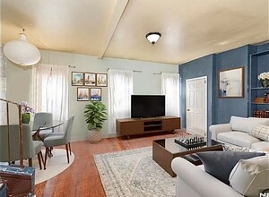 45 Essex Ave in Maplewood, NJ - Building Photo - Building Photo