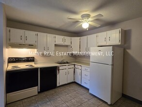 10 Tall Pines Dr in Lewiston, ME - Building Photo - Building Photo