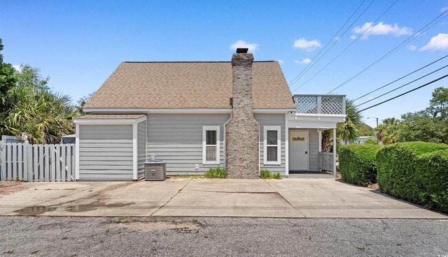 property at 605 17th Ave S