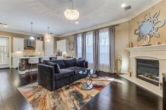 4931 Homer St in Dallas, TX - Building Photo - Building Photo