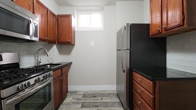 property at 7512 Cromwell Dr