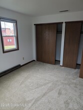 539 Kenwood Ave in Delmar, NY - Building Photo - Building Photo