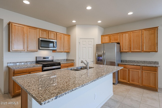 25345 N 172nd Dr in Surprise, AZ - Building Photo - Building Photo