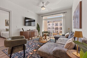 1301 Leah Ave, Unit SI FL1-ID1499099P in San Marcos, TX - Building Photo - Building Photo