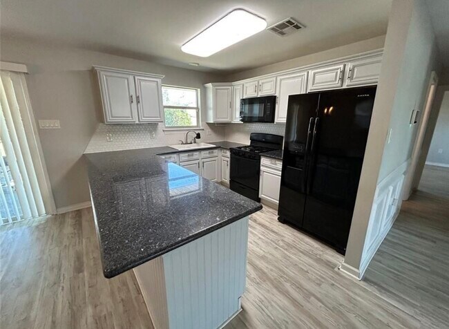 8287 Benjamin St in Chalmette, LA - Building Photo - Building Photo