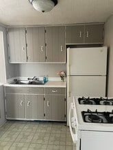 509 N Blue Mound Ave in Luverne, MN - Building Photo - Building Photo